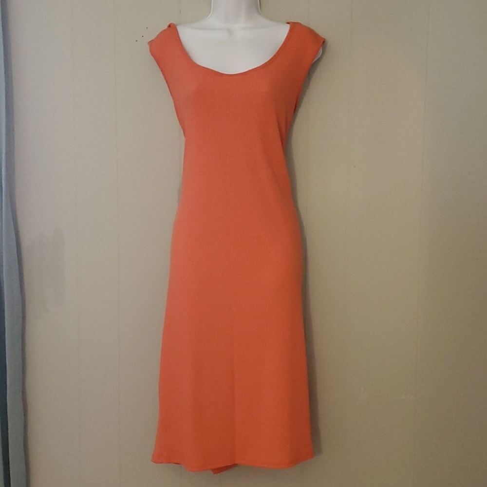 Coral ribbed body con dress